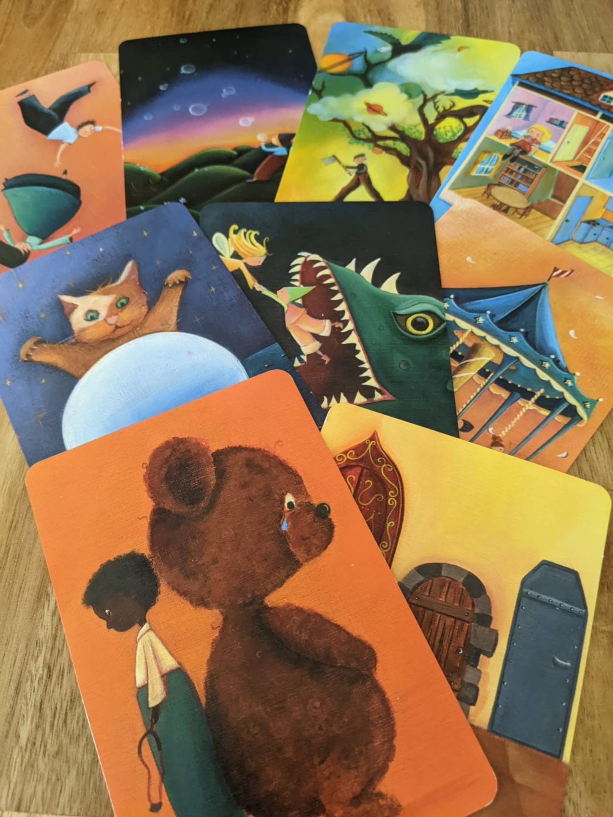 Asmodee Dixit Board Game - Award-Winning Storytelling Party Games for Adults & Kids, Creative Imagination, Parties with Friends, Family Fun for Adults, 3-6 Players Ages 8+, 30 Minute Playtime customer photo 2