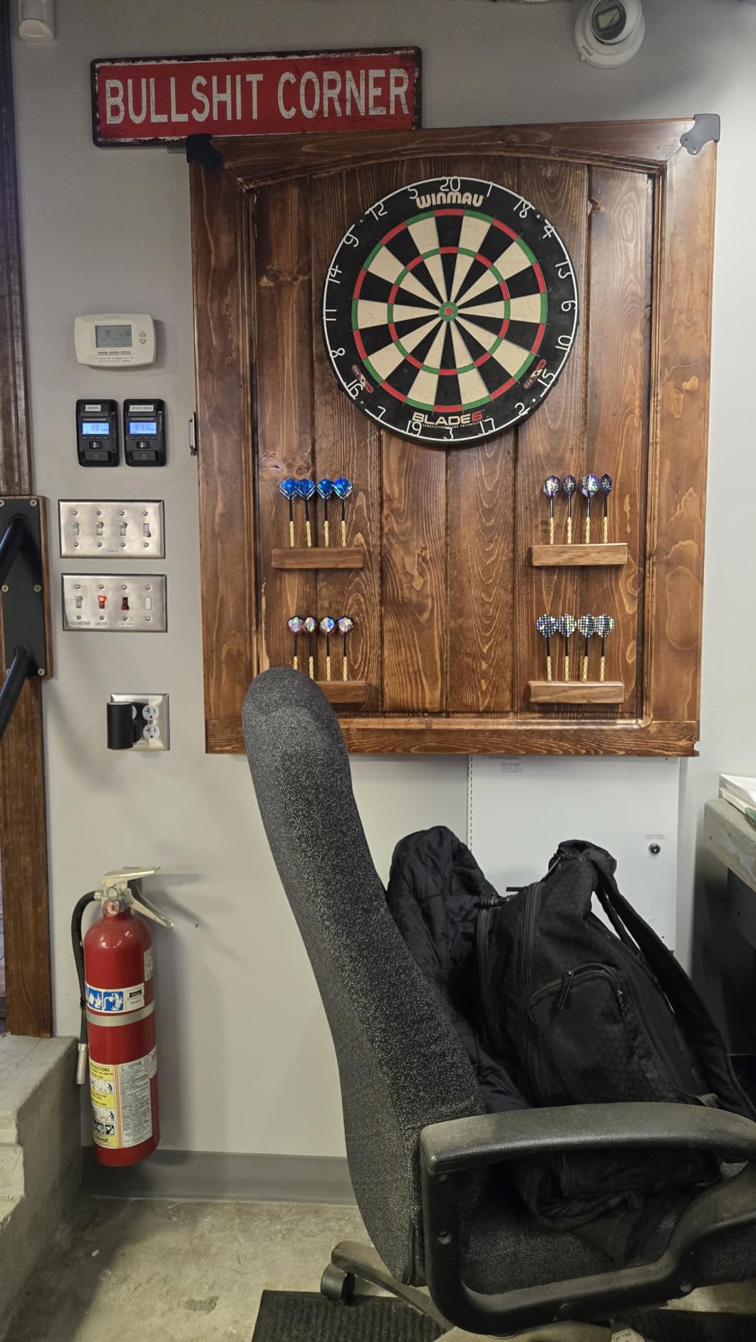 Winmau Professional Bristle Dartboard - PDC Tournament Board with Official Tournament Specifications - Available in Blade 6 & Blade X Generations customer photo 2