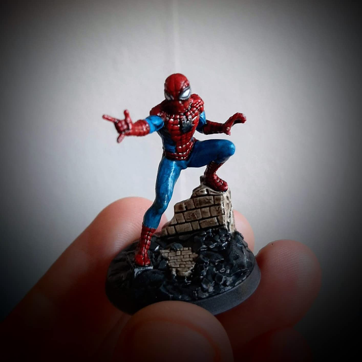 Spin Master Games, Marvel Zombies: Heroes' Resistance, A Zombicide Game, Collectible Marvel Figurines, 1-4 Players, for Adults & Teens Ages 14 & Up customer photo 1
