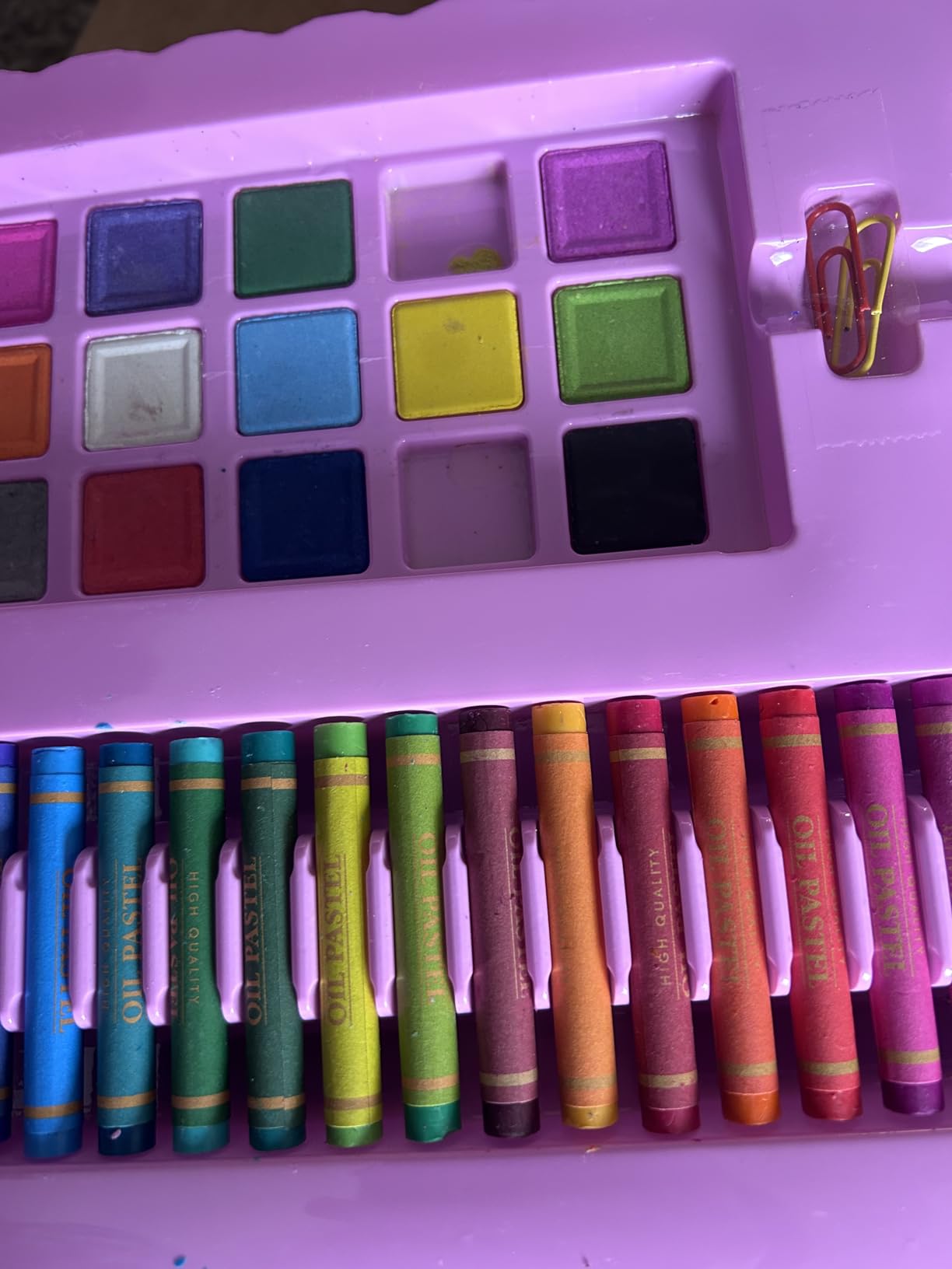 DLUCKY 208 PCS Art Supplies, Drawing Art Kit for Kids Adults Art Set with Double Sided Trifold Easel, Oil Pastels, Crayons, Colored Pencils, Watercolor Pens Gift for Girls Boys Artist,Pink customer photo 1
