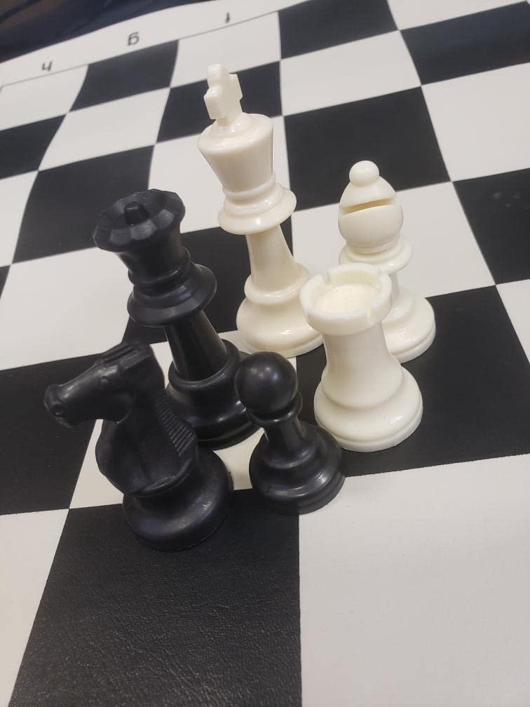Weighted Chess Set, Tournament Style Pieces, Green Sky, Chess Game (Plastic) customer photo 1