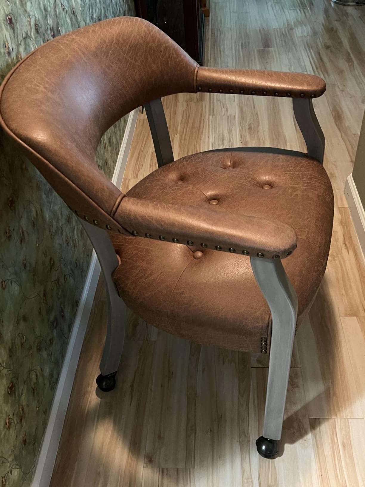 Set of 4 Dining Chair with Casters, Accent Captains Leather Chairs with Wheels & Arms,Wheeled Roller Wood Chairs for Kitchen & Game Poker Table,rCherry&Black 1533BK(NO Table!) customer photo 1