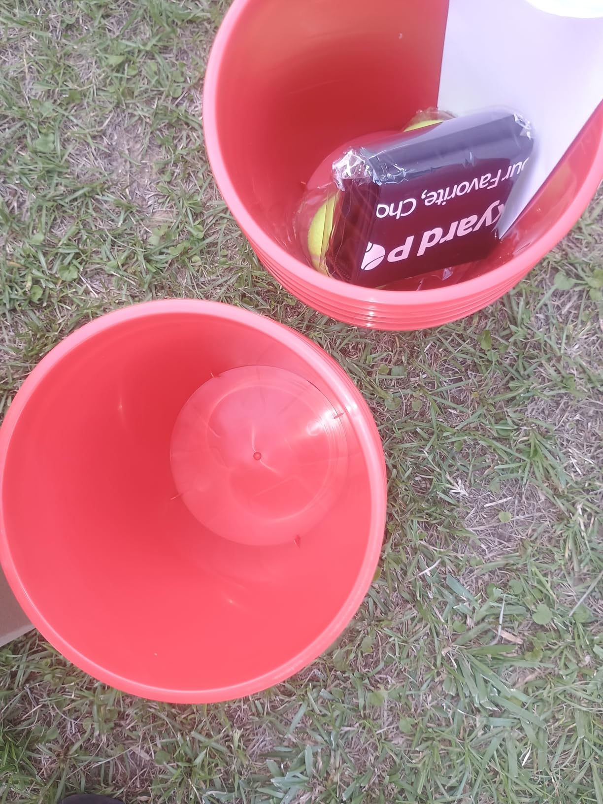 Aivalas Yard Pong Outdoor Games, Giant Yard Games Set with 12 Buckets and Balls customer photo 2