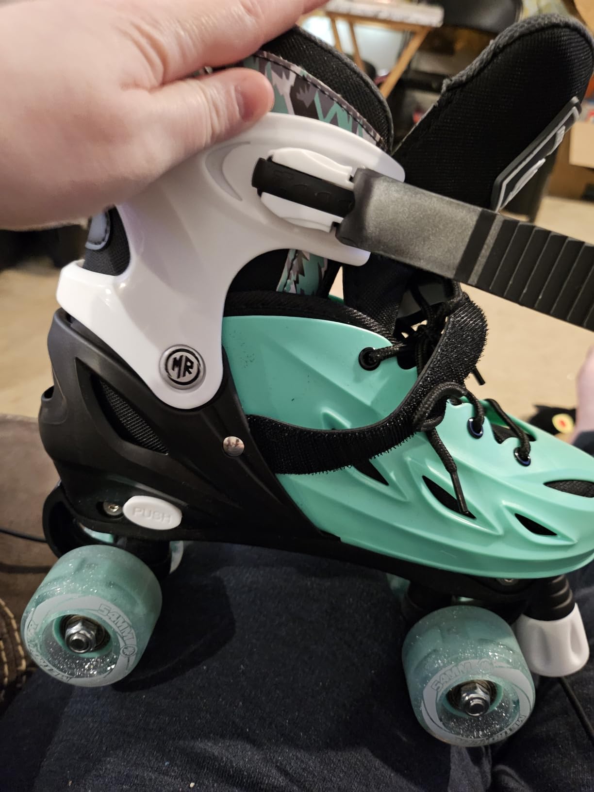 METROLLER Roller Skates for Girls Ages 5-8 8-12 and Boys Teens, Adjustable 4 Sizes for Kids Toddler Rollerskates with Light up Wheels, for Women customer photo 2