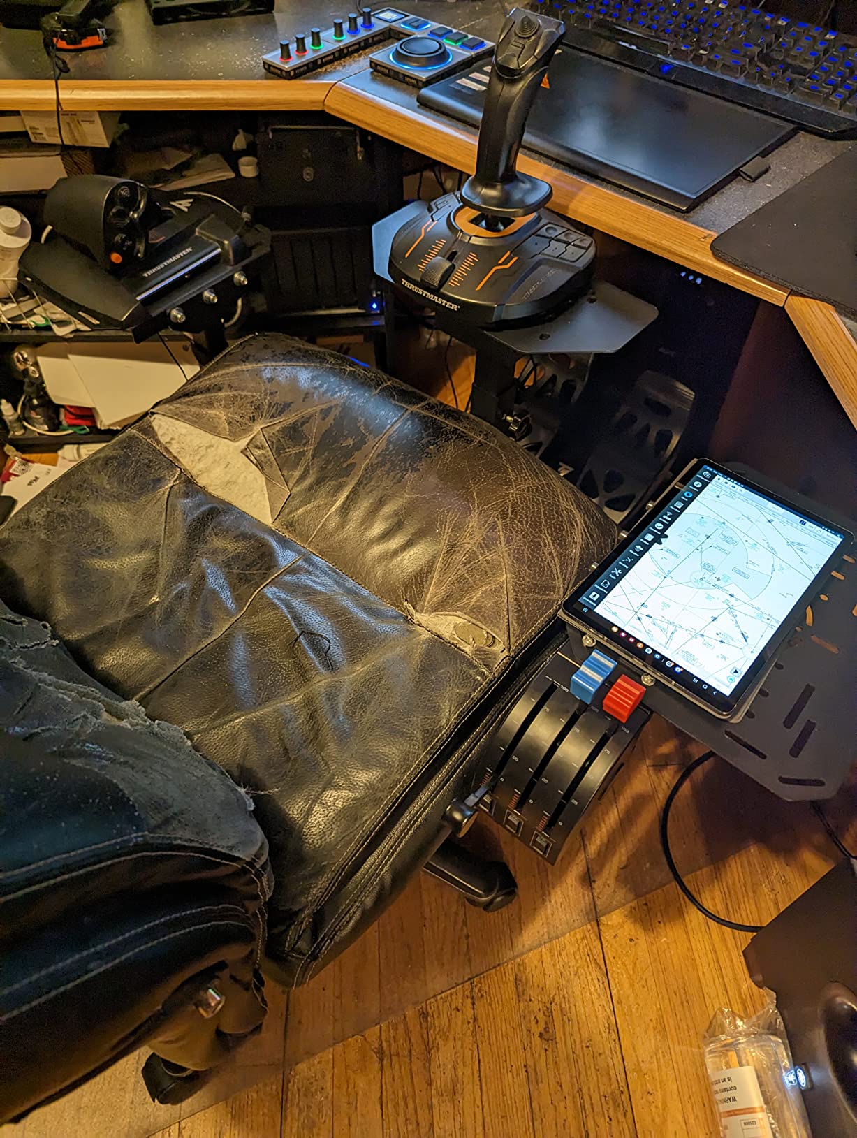 Marada Universal Flight Racing Simulator Stand, Three Axis Adjustable, And Hold Mouse and Keyboard, Fit for Thrustmaster, Logitech, Honeycomb, The Fight Sim Cockpit Electronic Device Not Included customer photo 2