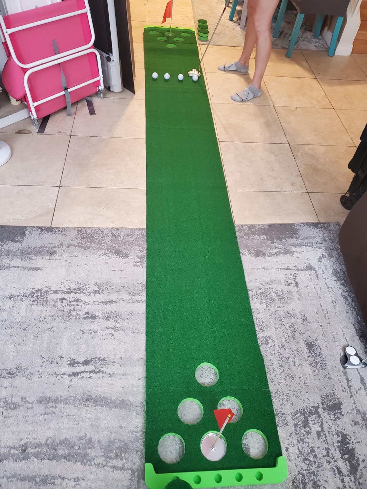 Golf Putting Game Set with Front Border for Indoor & Outdoor, Putting Green Mat Include 4 Balls,1 Portable Bag,2 Flags&Cups,Practice Training Aid for Backyard,Party,Office customer photo 1