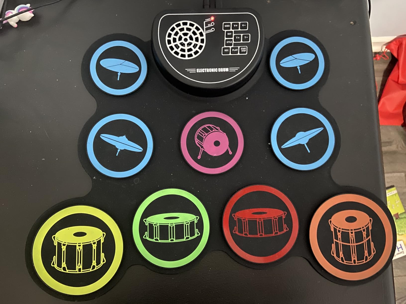 Sboet Electronic Drum Set, 9-Drum Practice Pad with Headphone Jack, Roll-up Drum Kit Machine with Built-in Speaker Drum Pedals and Sticks 10 Hours Playtime, Great Christmas for Kids customer photo 1