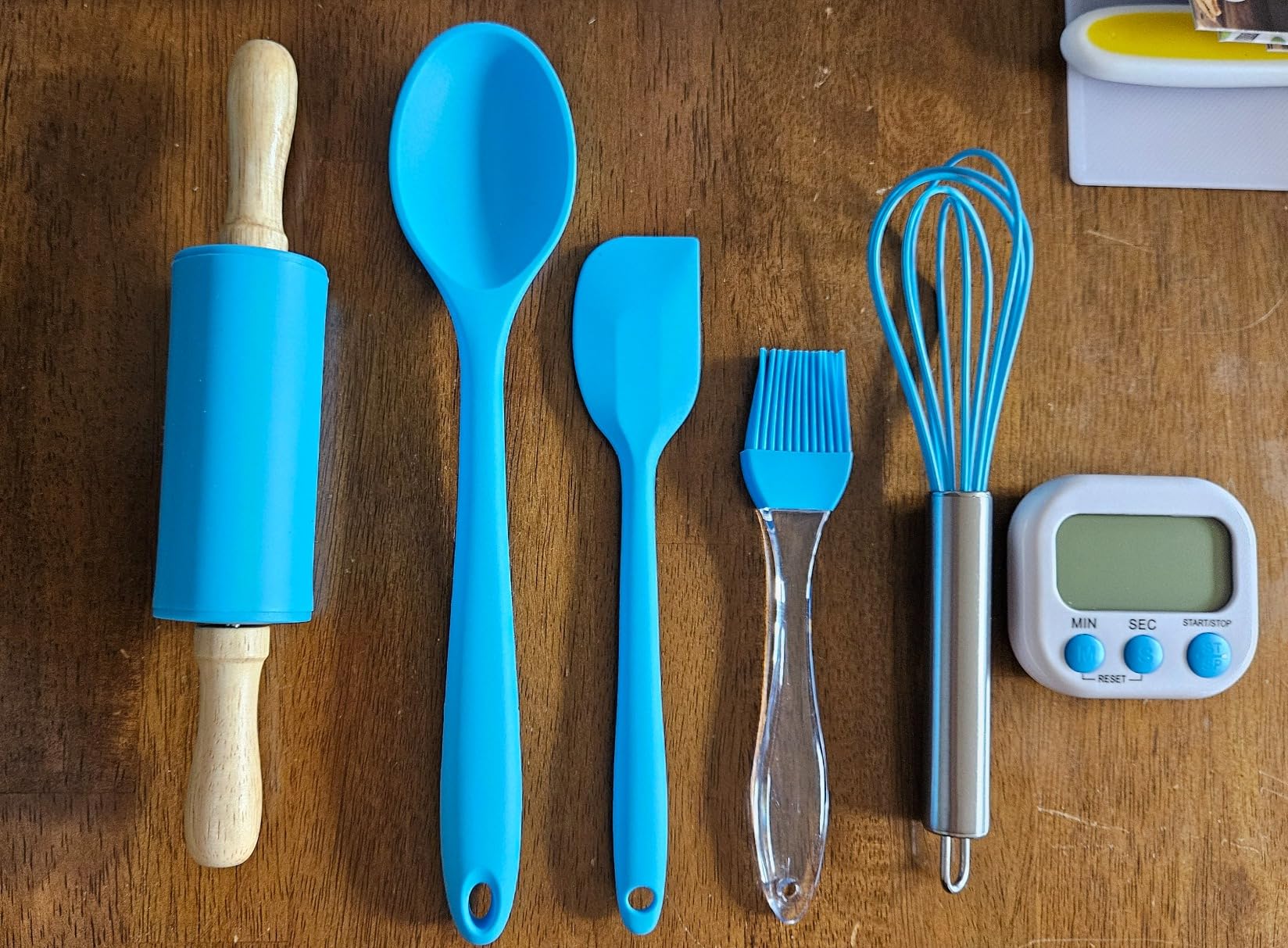 PERLLI Kids Real Cooking and Baking Supplies Gift Set with Case (Blue) - 31 Piece Montessori Junior Chef Kitchen Set with Toddler Utensils, Kids Knife Set for Fine Motor Skills for Children Ages 6+ customer photo 1