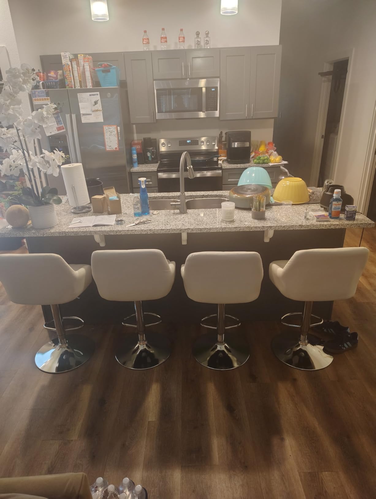 VECELO Bar Stools Set of 2, Adjustable Counter Height Barstools with Back and Arm, Swivel Bar Chair Stools for Kitchen Counter Island Cafe Dining Room, Industrial Style, Brown customer photo 2