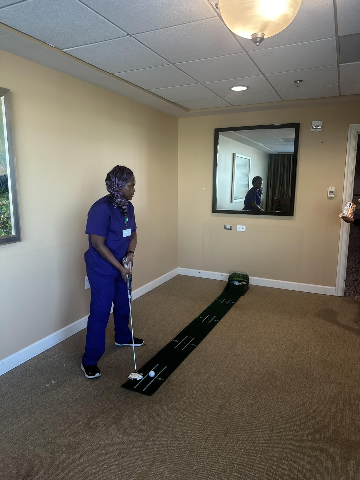 Putting Green Indoor - Golf Putting Mat boasts Genuine Green Speed and a Wrinkle-Free Surface. 8ft Practice Putting Mat with Lenticular 3D Backplate, Alignment Guides and Ball Return customer photo 2