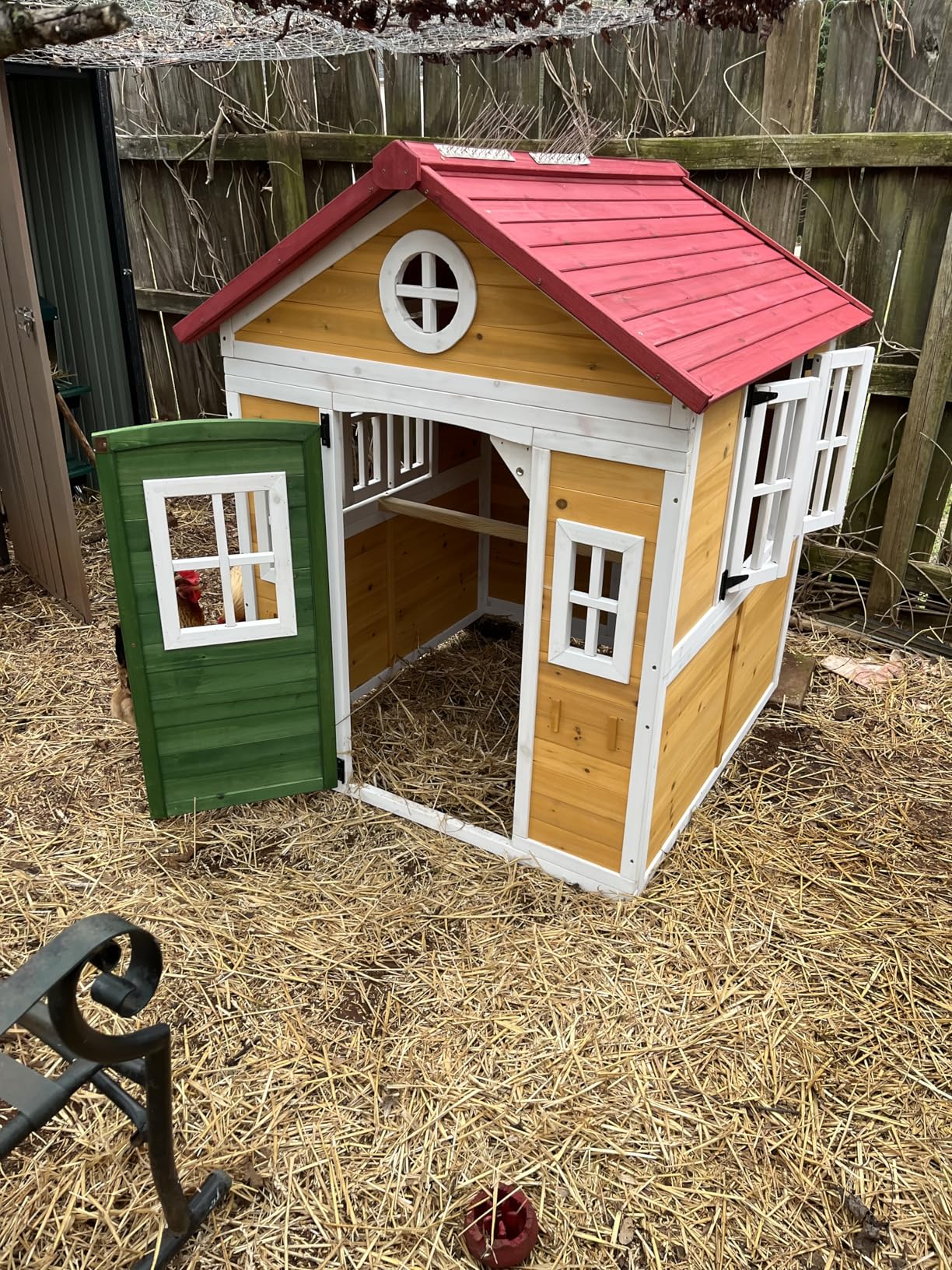 Outsunny Outdoor Kids Playhouse, Wooden Playhouse with Dutch Door, Windows, Flower Holders and Boxes for Toddlers 3-8 Years, Cottage Play House for Backyard, Beige customer photo 1