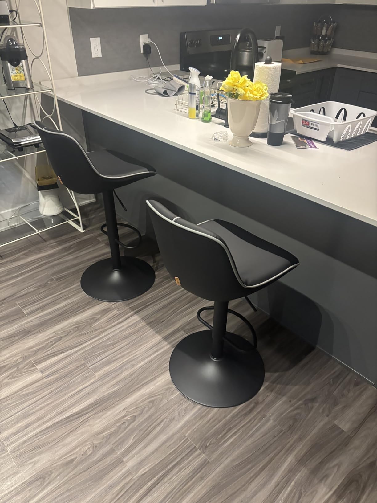 VASAGLE Bar Stools, Set of 2 Swivel Bar Chairs, Adjustable Height, Quilt, Synthetic Leather Kitchen Stools with Back and Footrest, Dining Room, Counter, Steel, Caramel Brown ULJB095K01 customer photo 1