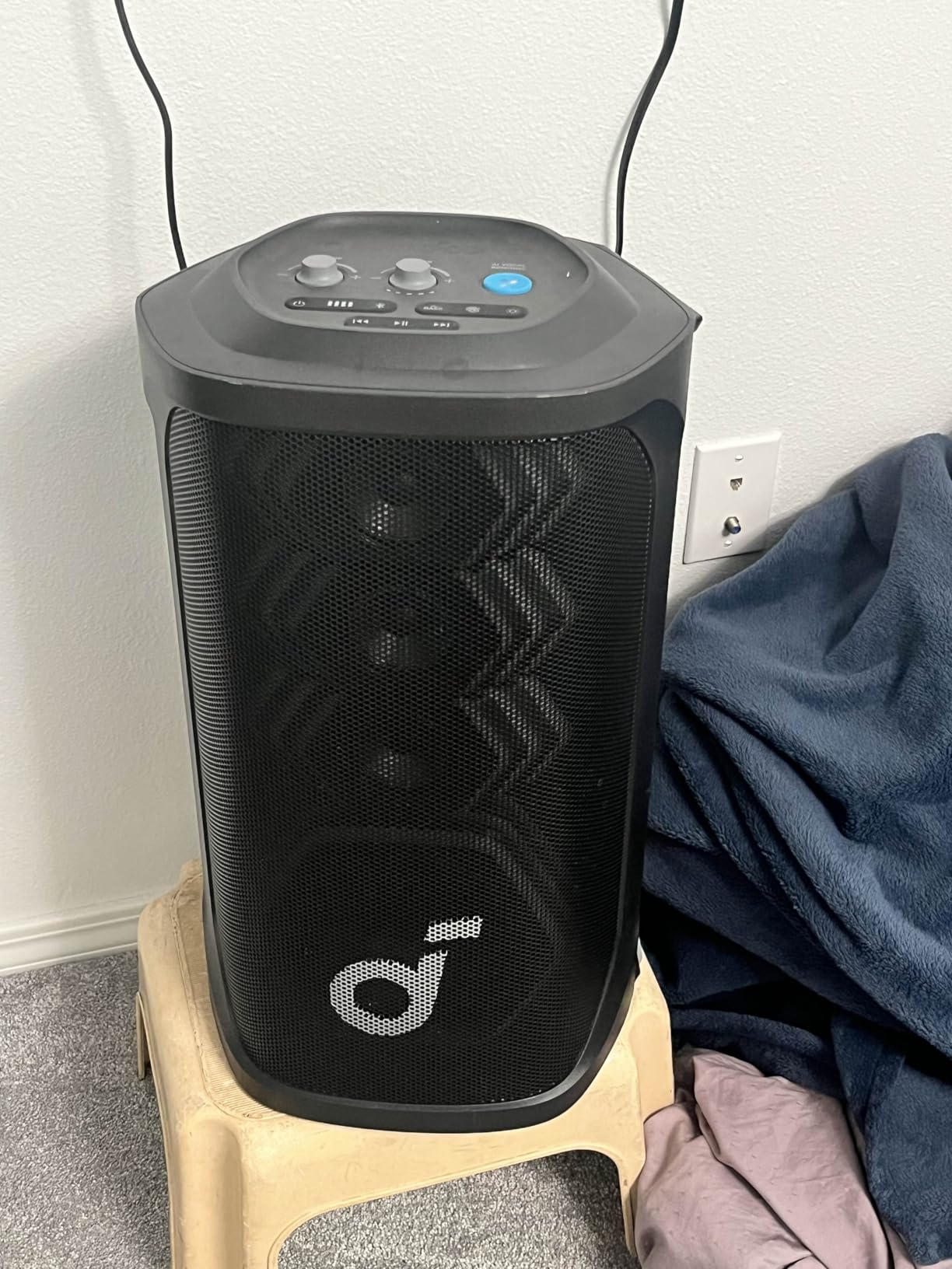 Soundcore Rave 3S AI Party Speaker with 2 Wireless Microphones, 200W Sound, AI Vocal Removal, Reverb, Light Show, 12H Playtime, Portable Bluetooth PA System customer photo 2