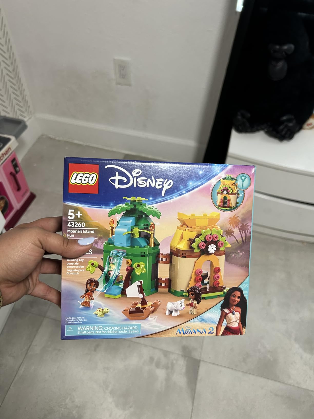 LEGO Disney Moana's Island Fun Building Toy Playset - Princess Moana Toy for Kids, Girls and Boys, Ages 5+ - with 2 Disney Micro-Dolls and Pua Animal Figure - Gift Idea for Birthdays - 43260 customer photo 1