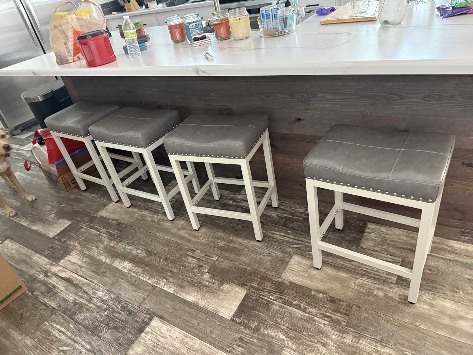 Sweetcrispy Bar Stools Set of 2, 24 Inch Counter Height Stools, PU Leather Upholstered Bar Chairs with Footrest, Modern Bar Stools for Kitchen Island, Dining, Living Room, Brown customer photo 2