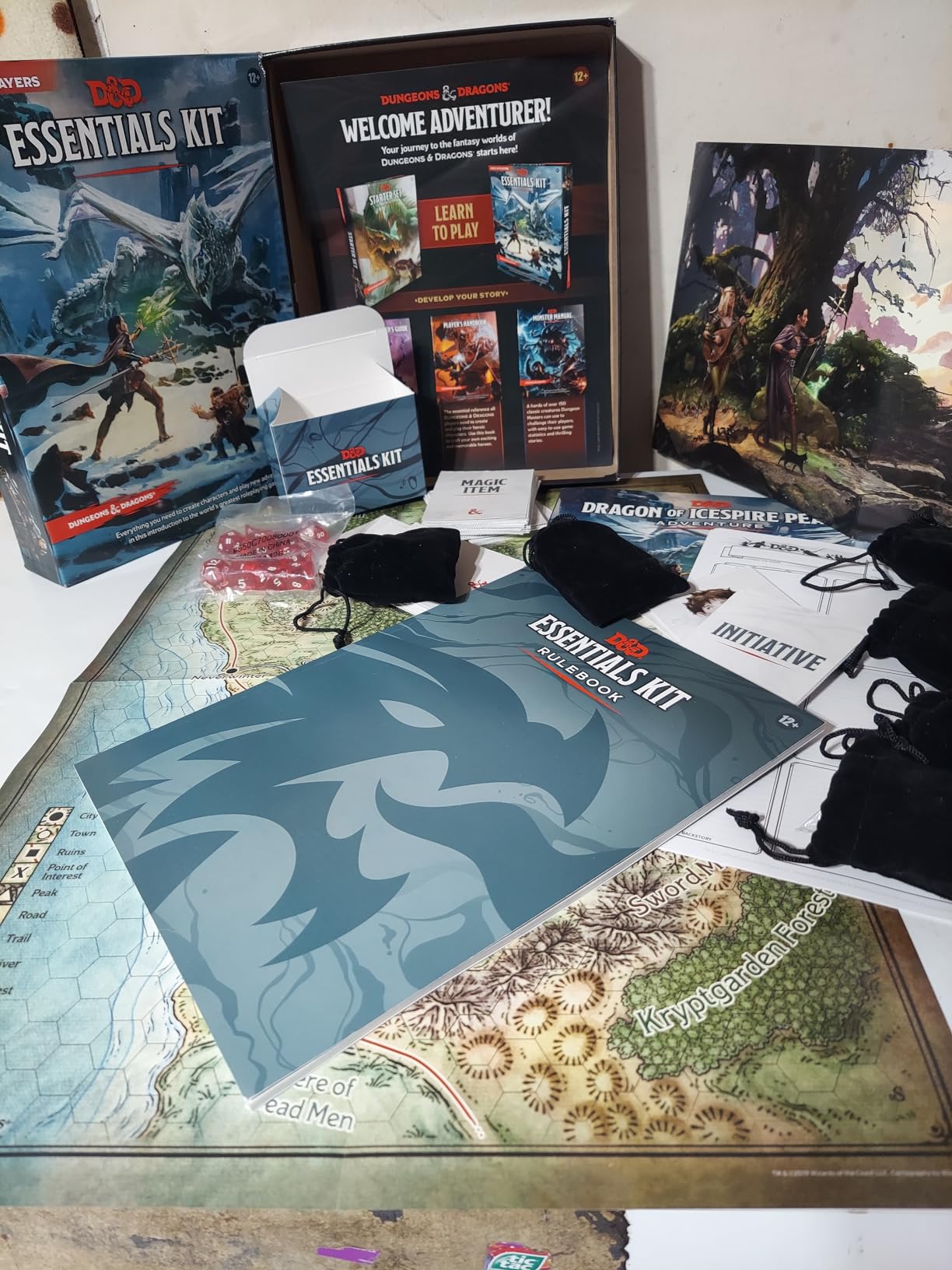 Dungeons and Dragons 2024 Player's Handbook Bundled with DND 6 Dice Sets, Flannel Bags, Complete Printable Kit customer photo 1