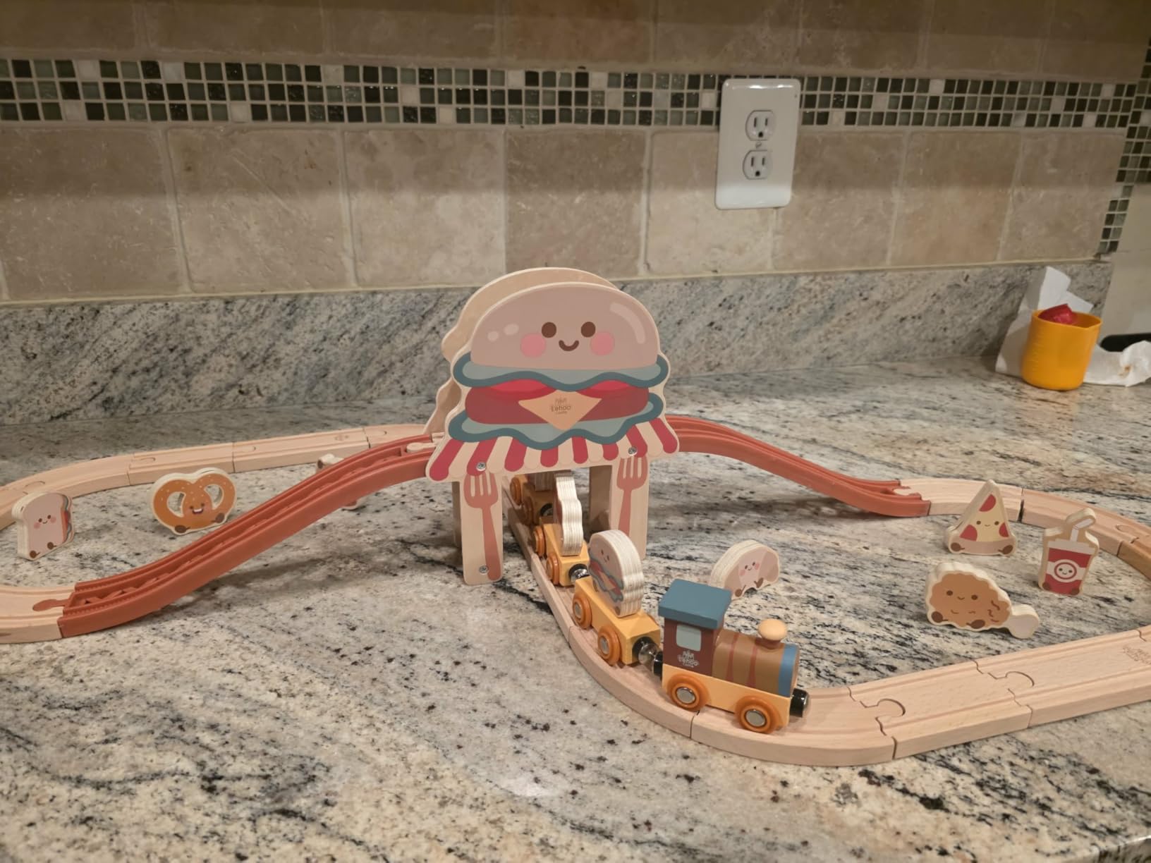 Lehoo Castle 68PCS Wooden Train Set - Toy Train Set for Toddlers 2-4, Wooden Train Track for Kids w/Crane, Railway Playset for 3 Year Old Boys Girls Birthday Gift customer photo 2