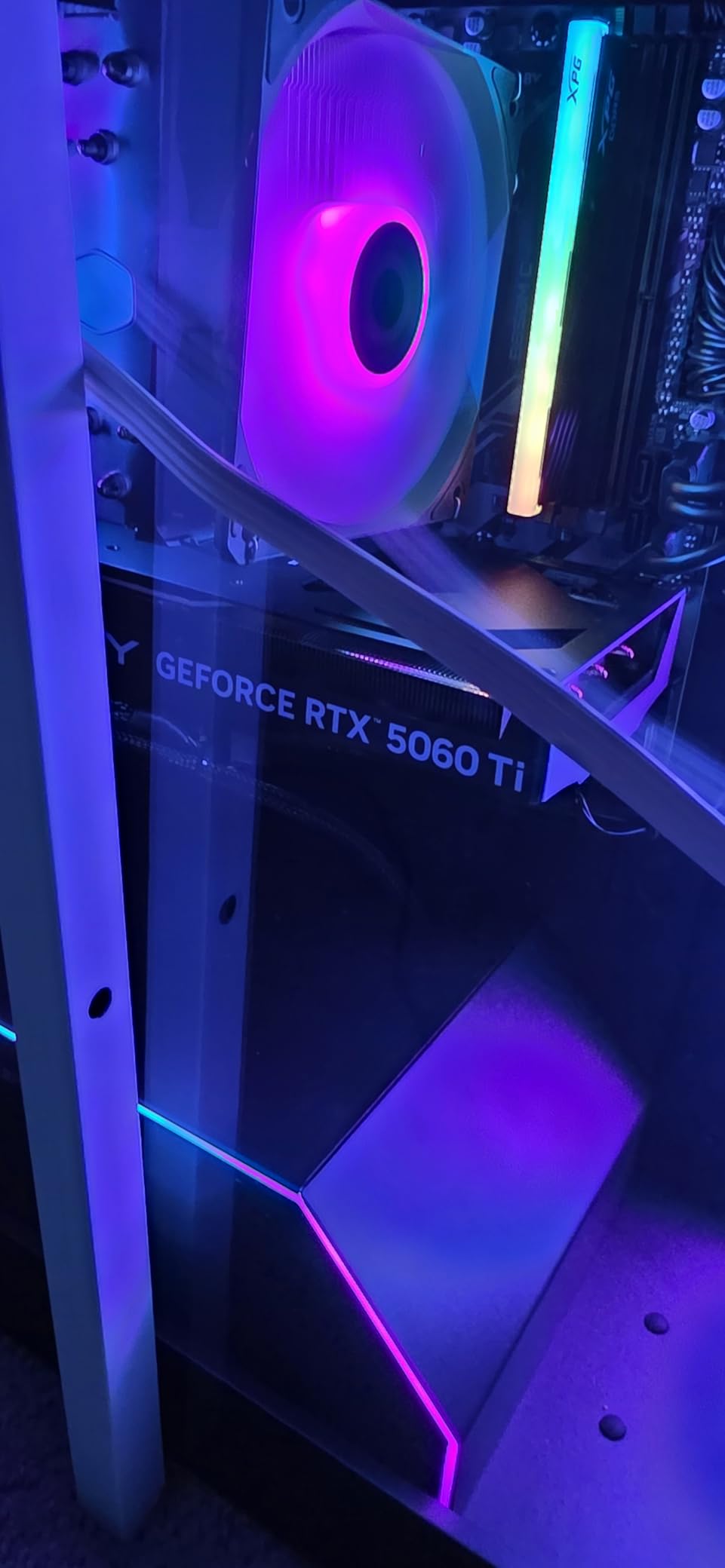 CyberPowerPC Gamer Master Gaming PC, AMD Ryzen 7 8700F 4.1GHz, GeForce RTX 5060 Ti 8GB, 16GB DDR5, 1TB PCIe 4.0 SSD, WiFi Ready & Windows 11 Home customer photo 1
