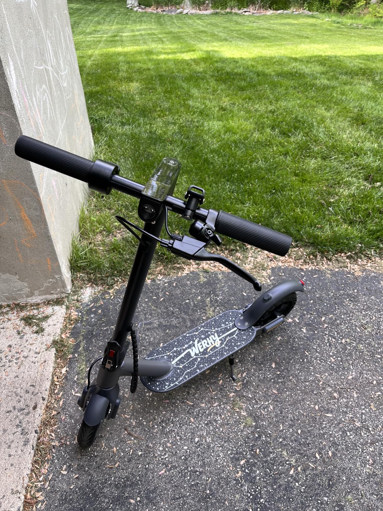 Werhy Kids Electric Scooter, 350W Motor, 19 Mph Speed & 15 Miles Range, 8.5
