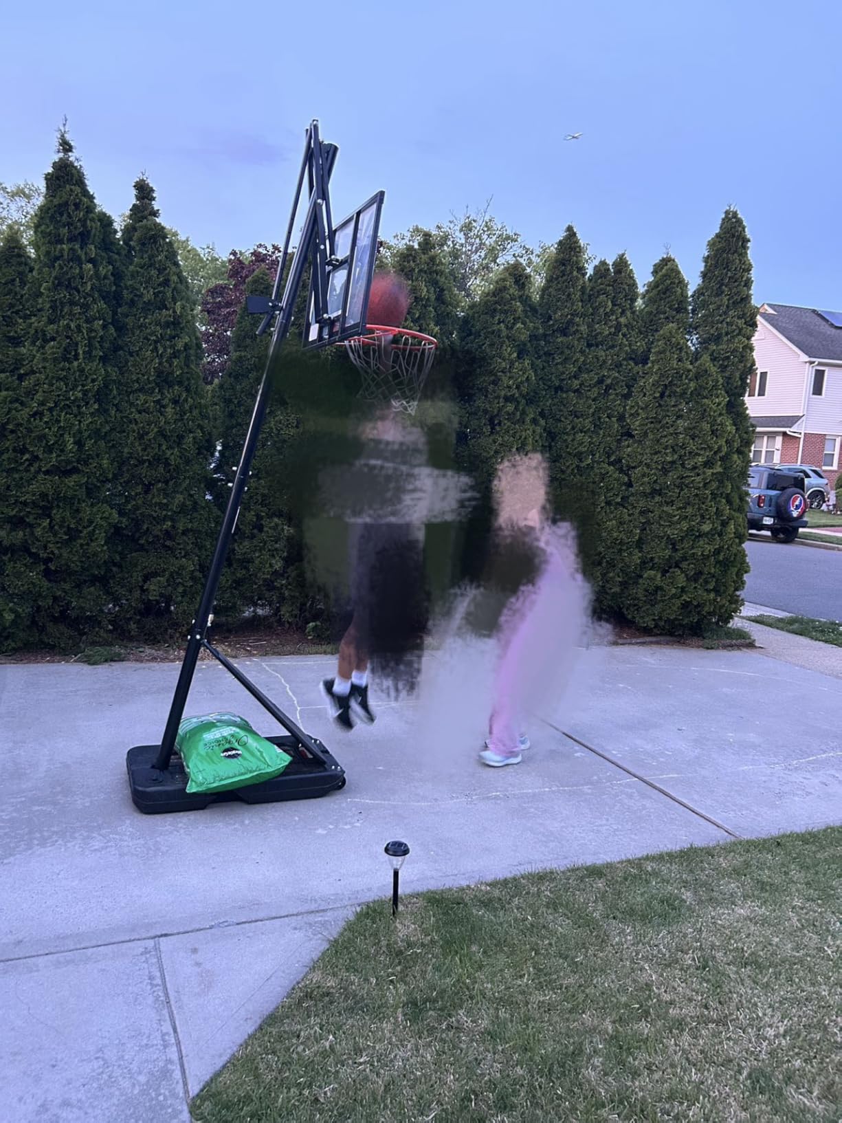 Seray Basketball Hoop Outdoor 40Inch Backboard, 3.4-10FT Adjustable Height and Larger Base, Portable Basketball Goal System for Adults Outdoor/Indoor/Driveway/Garage customer photo 1