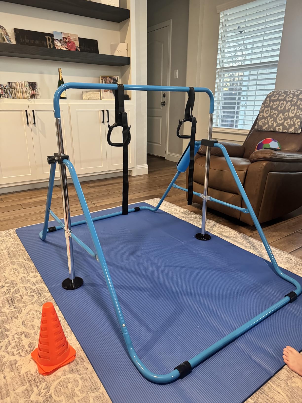 ZUETK Expandable Gymnastics Bar for Kids, Adjustable Height Junior Training Kip Bar, Folding Gymnastic Horizontal Bars Monkey Bar, Home Gym Equipment for Kid Gymnasts customer photo 1