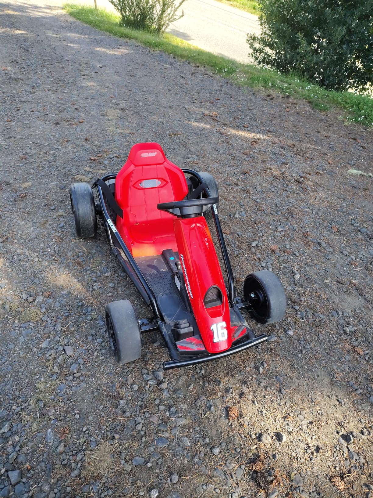Electric Drift Go Kart for Kids 8-12, 24V Battery, 360W Motor, Reinforced Wear-Proof Rear Wheels, 8.1MPH High Speed, 154lbs Capacity, Drift Ride On Car Toy (Red) customer photo 1
