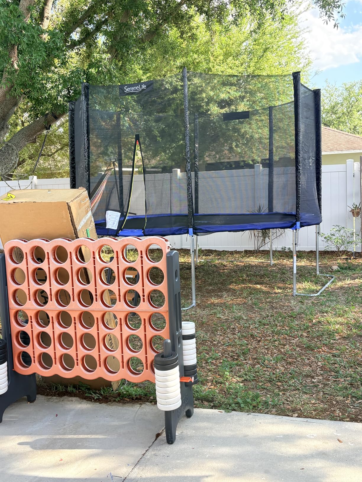 SereneLife Trampoline Outdoor 8FT 10FT 12FT 14FT with Enclosure Net, Ladder and Anti-Rust Coating, ASTM Approved for Kids and Adults customer photo 1