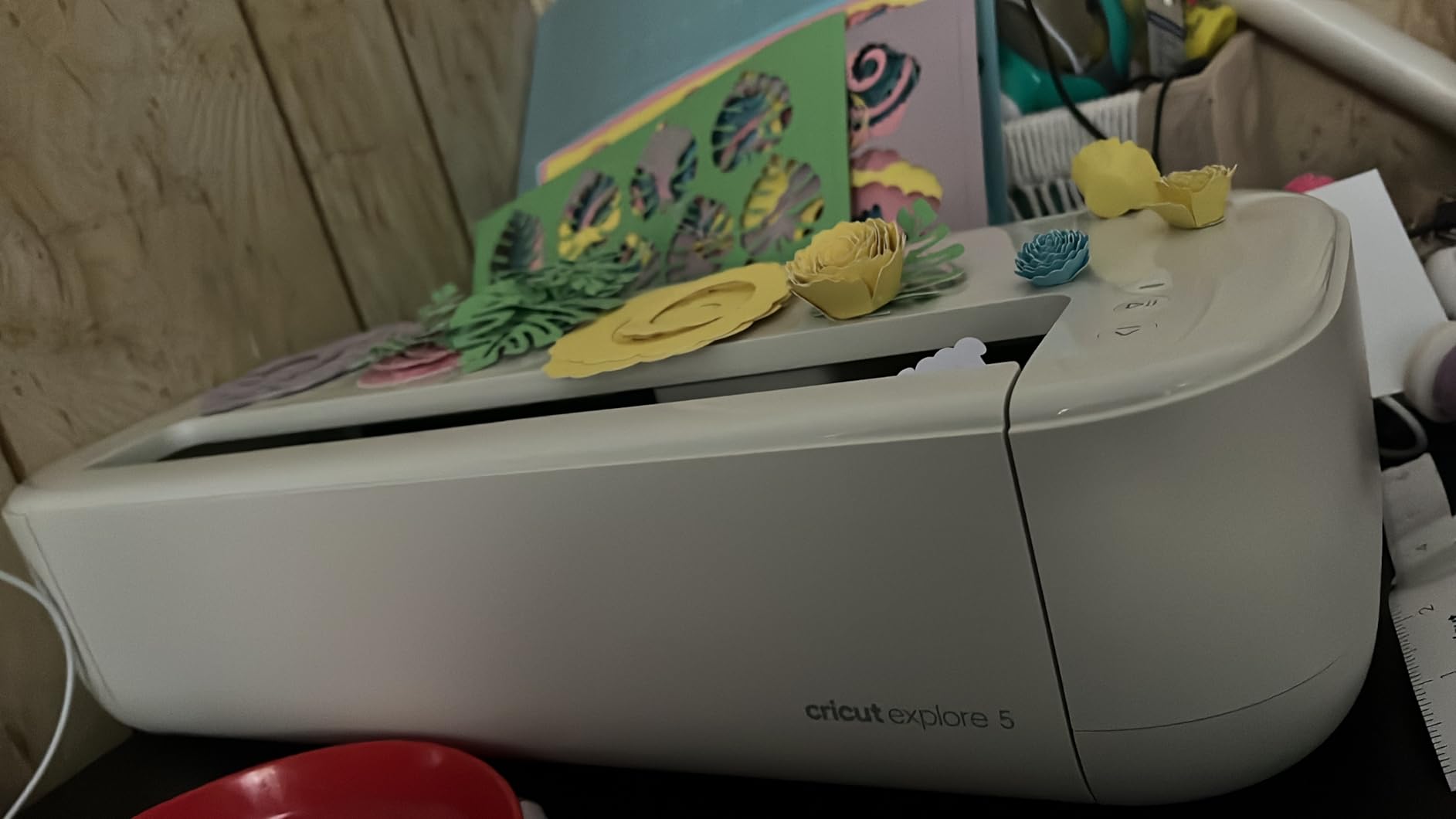 Cricut Explore 5 Rainbow Essential Bundle - for Vinyl, HTV, Stickers, Cards & Custom Decals - Includes Smart Vinyl, Smart Iron-On, Printable Vinyl, Cardstock & 100+ Project eBook customer photo 1