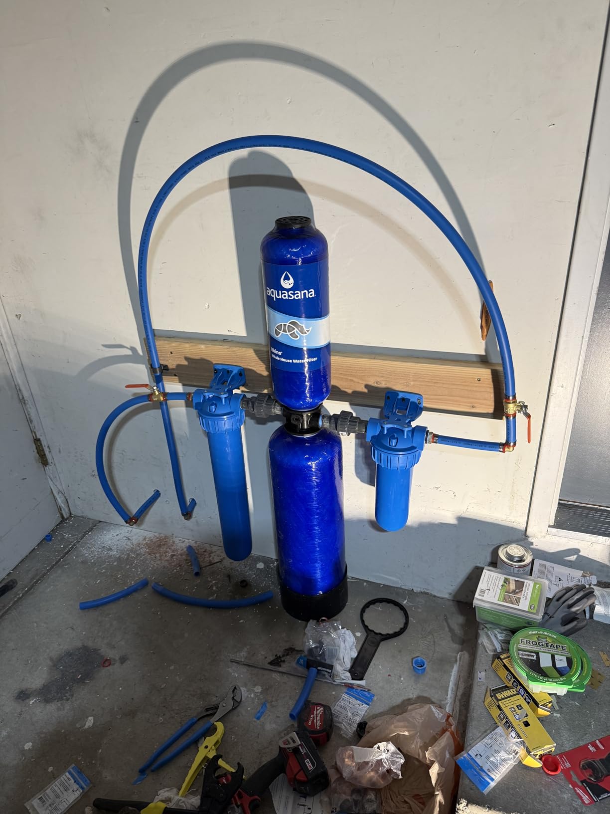 Aquasana Rhino EQ-1000 Whole House Water Filter System - 1,000,000 Gallons, Carbon & KDF Media, Reduces 97% Chlorine & Sediment customer photo 1