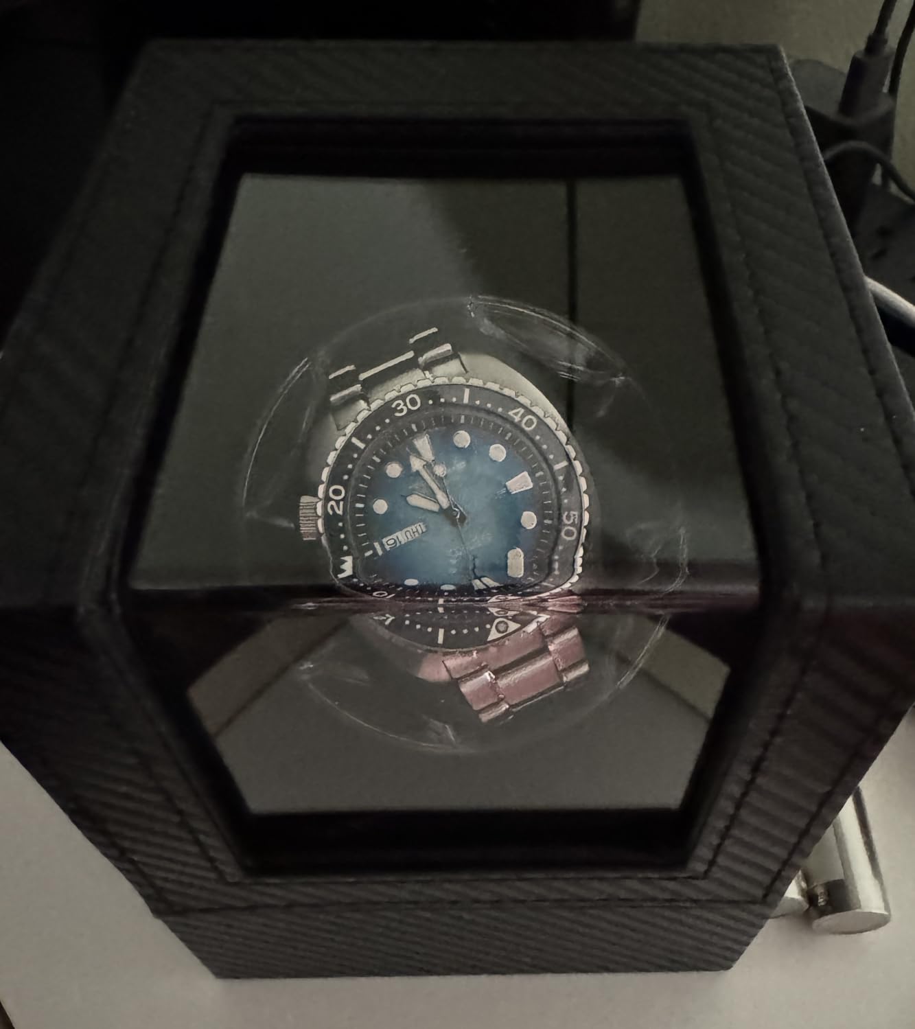 ANWBROAD Watch Winder for Automatic Watches, 4 Modes Single Automatic Watch Winder box with LED Crystal Design, Rotating Watch Case with Super Quiet Motor with Type-C Adapter, UJWW006C customer photo 2