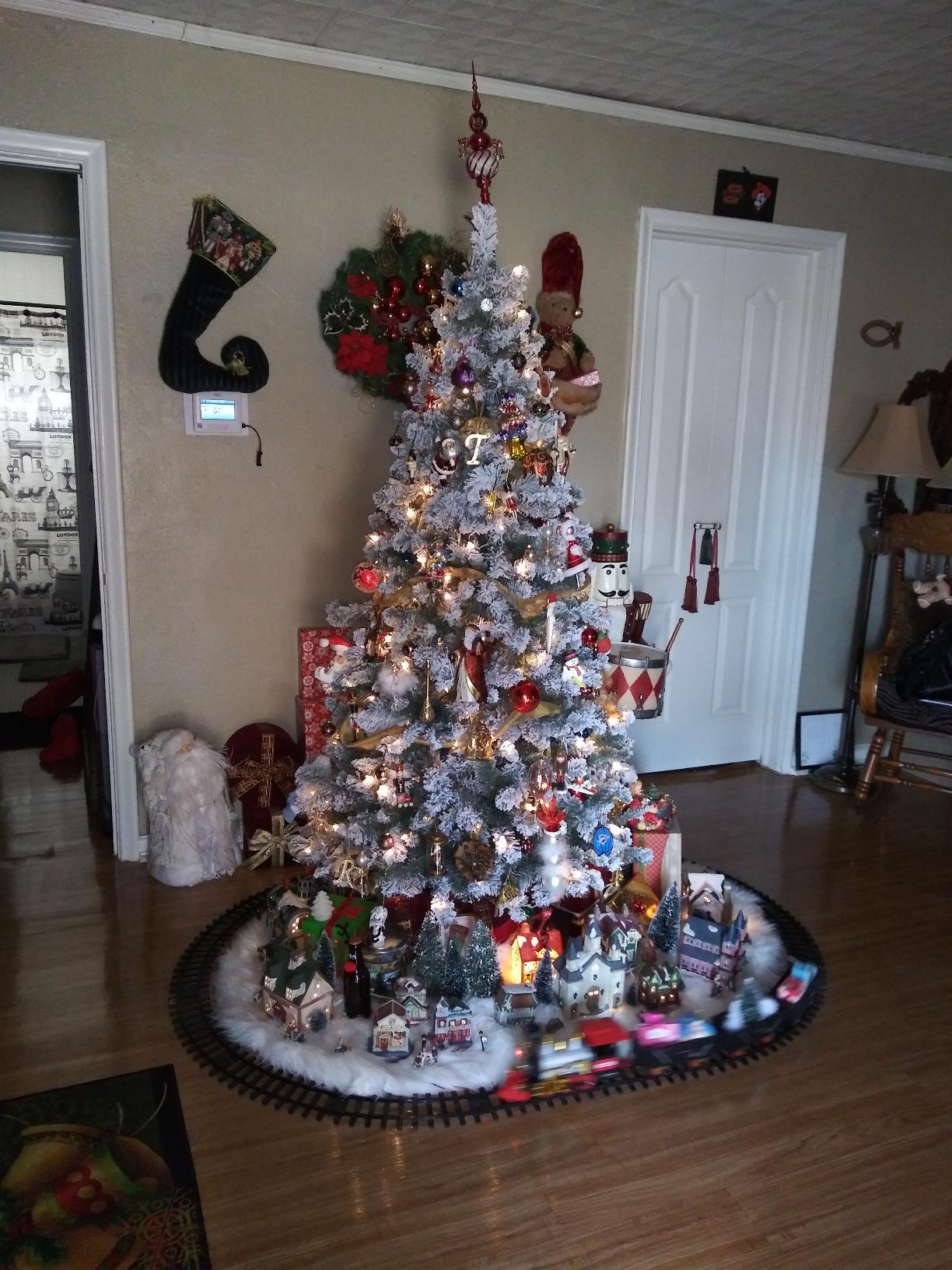 Department 56 Accessories for Villages Bag-O-Frosted Topiaries Tree customer photo 1