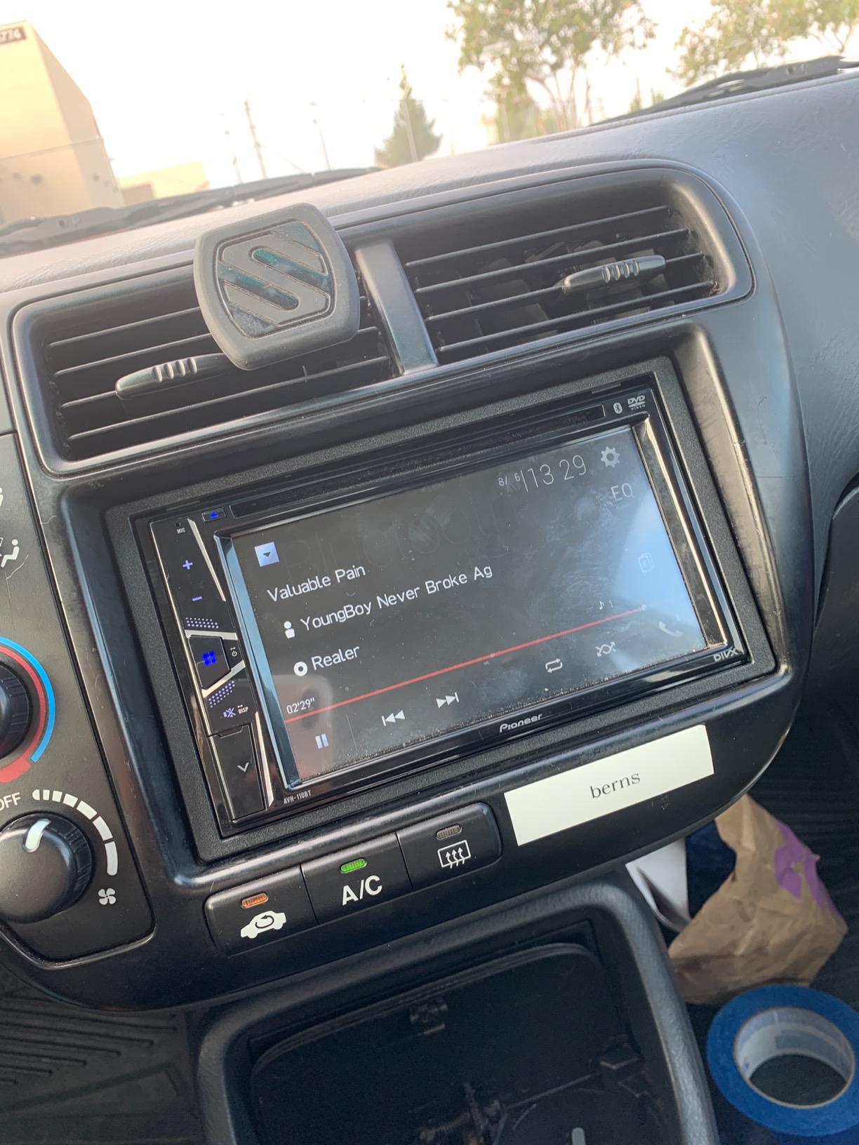 Metra 95-7801 Double-DIN Stereo Installation Dash Kit Fits Select 1988-2006 Acura/Honda/Isuzu Vehicles customer photo 1