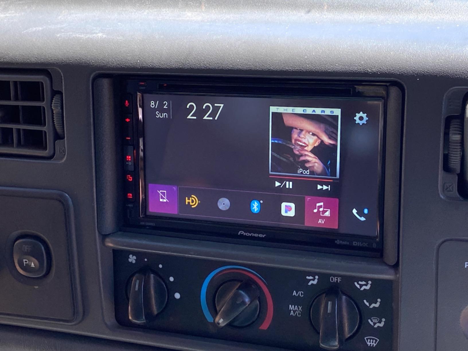 Metra 95-5817 Double-DIN Stereo Installation Dash Kit Fits Select 1995-2011 Ford, Lincoln, Mercury, and Mazda Vehicles customer photo 1