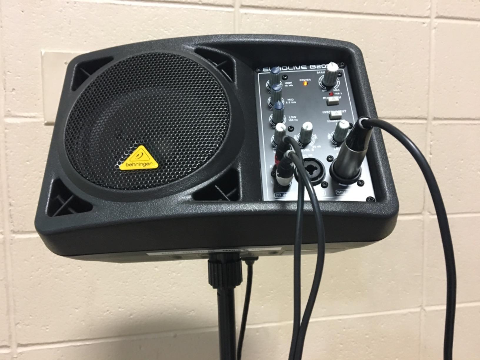 Behringer Eurolive B205D Active 150-Watt PA/Monitor Speaker System customer photo 2