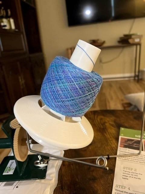 Stanwood Needlecraft Large Metal Yarn/Fiber/Wool/String Ball Winder - 10 oz customer photo 1