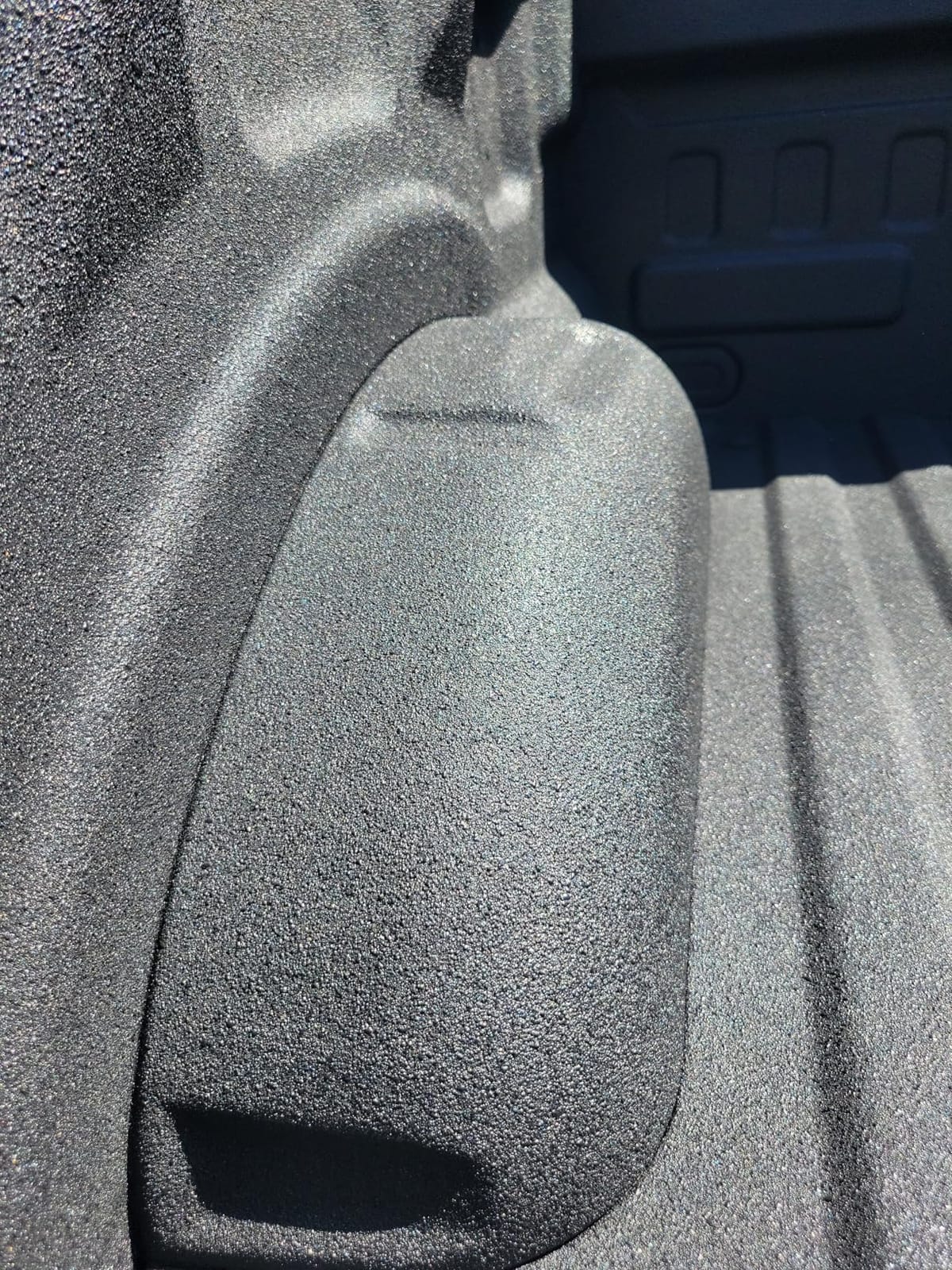 Custom Coat Black Urethane Spray-On Truck Bed Liner Kit with Gun, 1 Gallon | Includes Spray Gun and Regulator customer photo 2