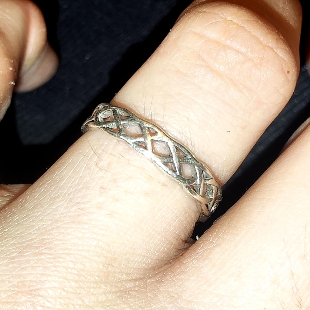 Metal Factory 925 Sterling Silver Celtic Knot Eternity Band Ring customer photo 1