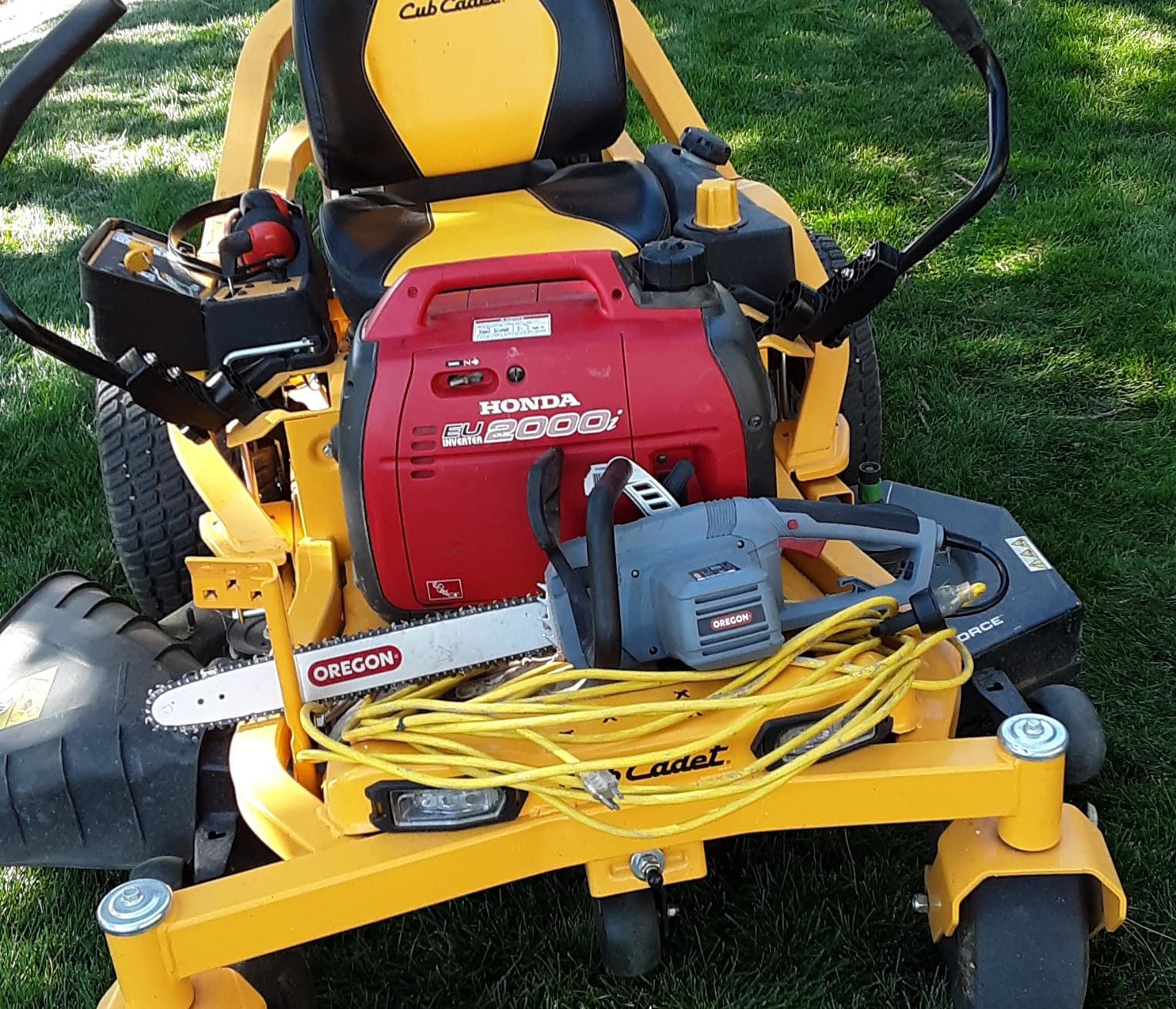 Oregon CS1500 Self-Sharpening Electric Chain Saw, 15 Amp, 18 Inch customer photo 2