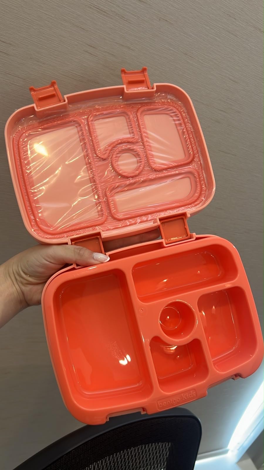 Bentgo Kids Bento-Style 5-Compartment Leak-Proof Lunch Box | Ideal Portion Sizes for Ages 3-7, Durable, Drop-Proof, Dishwasher Safe, PFAS & BPA-Free Materials (Blue) customer photo 1
