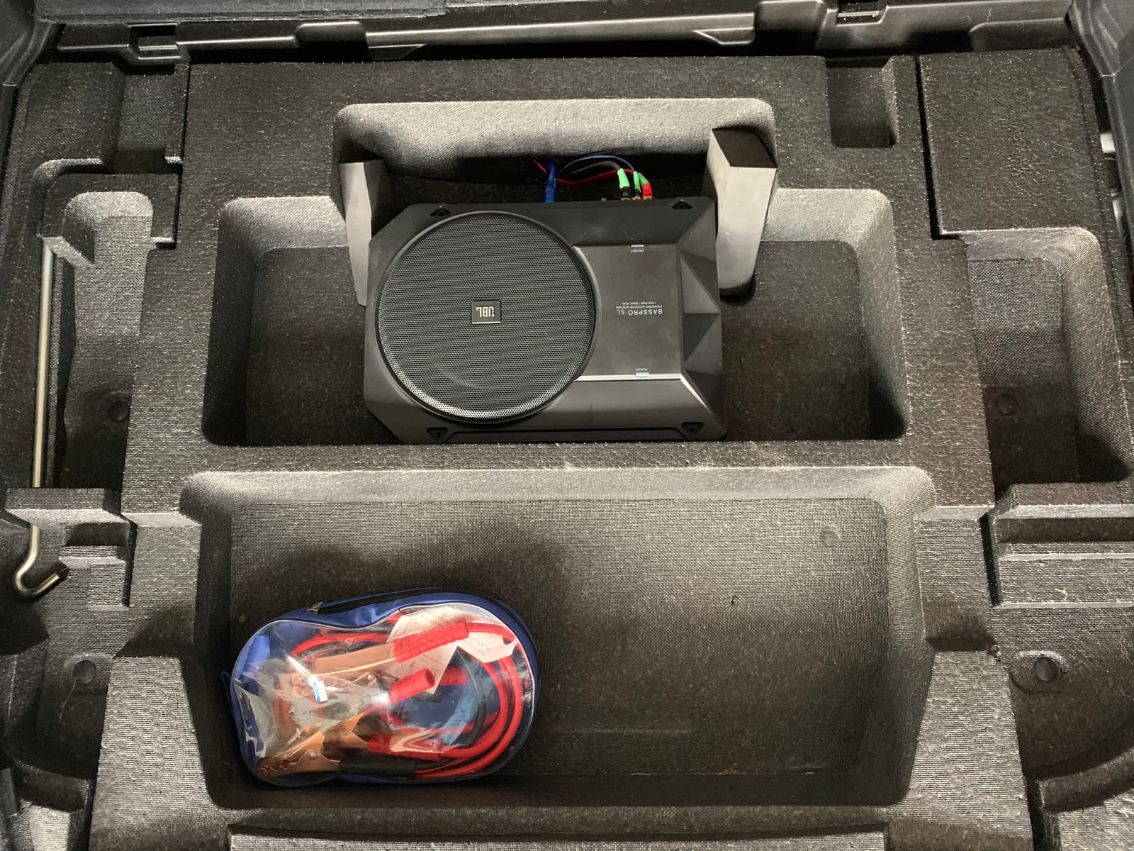 JBL BassPro SL 8-inch 125W RMS Powered Under-Seat Compact Subwoofer Enclosure System customer photo 2