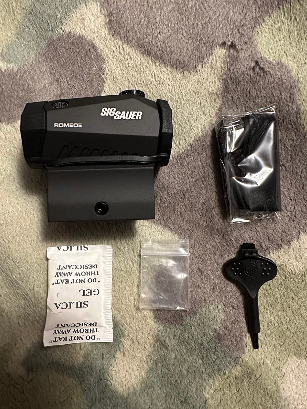 SIG SAUER ROMEO5 GEN I & GEN II 1x20mm 2 MOA Dot Sight | Compact Durable IPX-7 Waterproof Shooting Rifle Sight with Parallax-Free Optical Design & 12 Illumination Settings customer photo 1