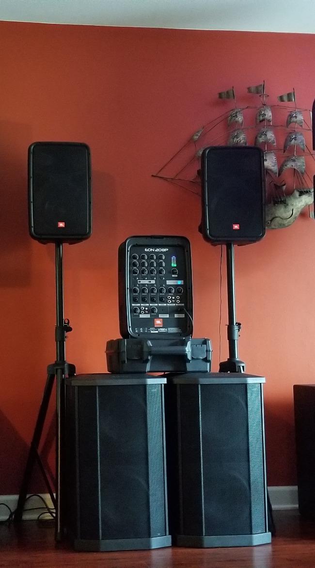 JBL Professional EON208P Portable All-in-One Dual Speaker 2-way PA System with AKG Vocal Microphone, 8-Channel Mixer and Bluetooth customer photo 2