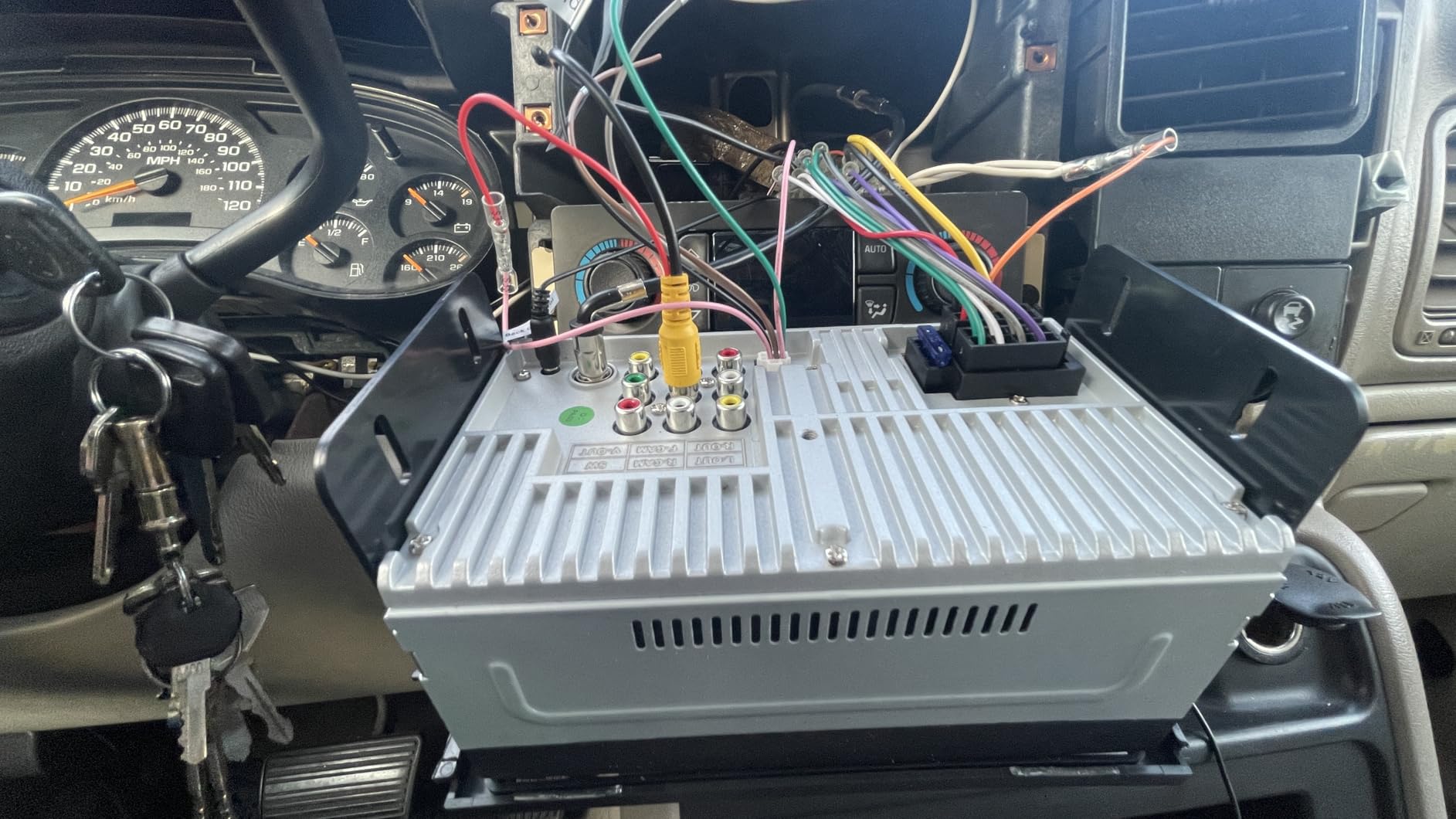 Scosche ICGM8BN Double DIN Radio Installation Dash Kit for Select 2000-2012 General Motors Vehicles customer photo 1