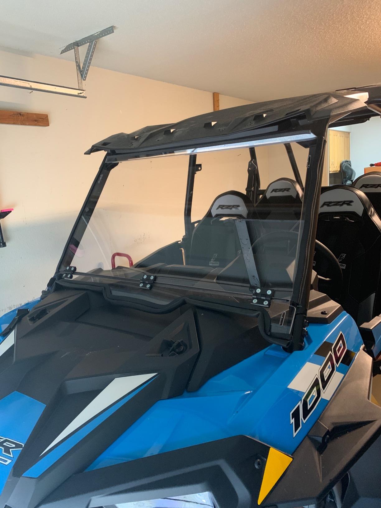 SuperATV Scratch Resistant Flip/Fold Down 2-in-1 Windshield for Polaris Models (See Fitment), Made of 1/4