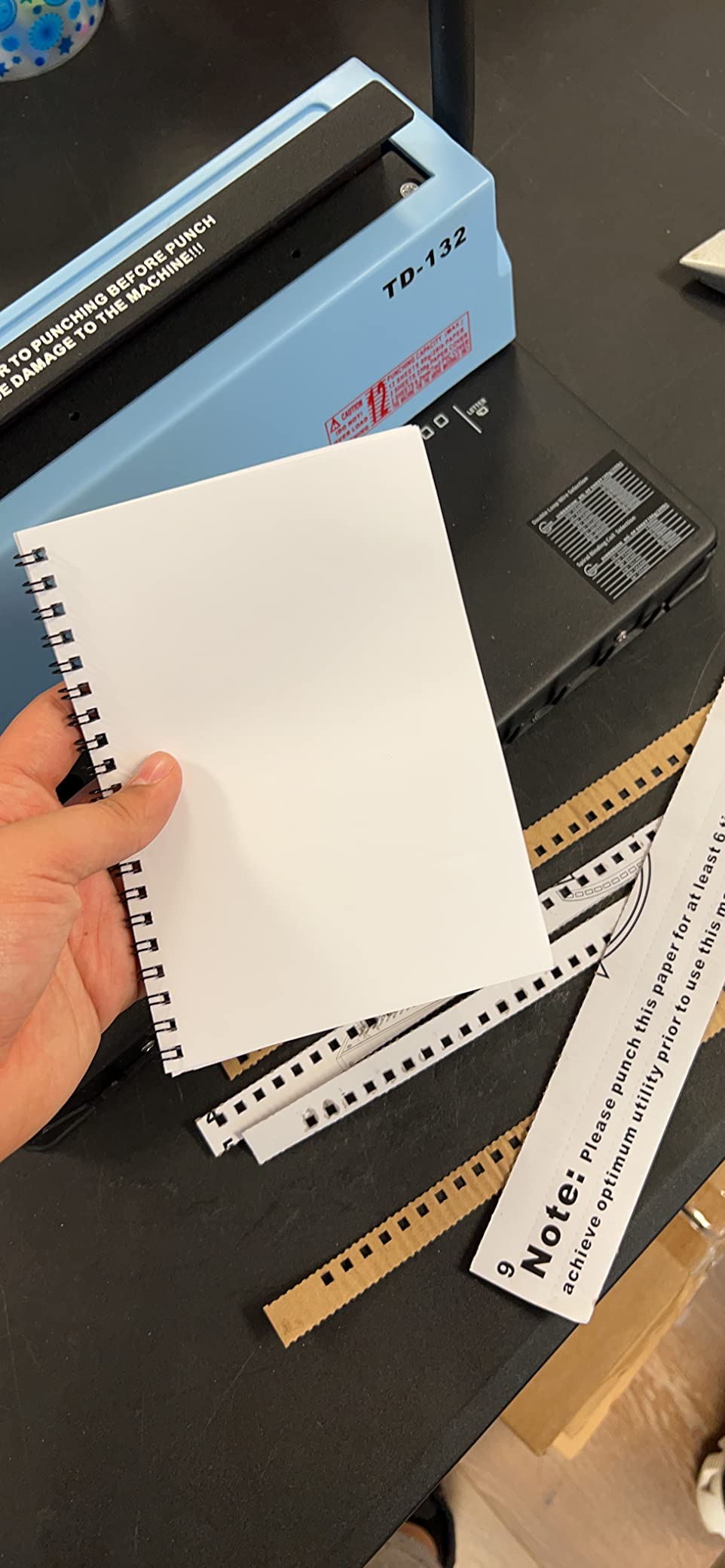 RAYSON TD-132 3:1 Wire Binding Machine, 12-Sheet Punch, 120-Sheet Capacity, 32-hole Letter-size punching with 2.5, 3.5, and 4.5 mm margins customer photo 1