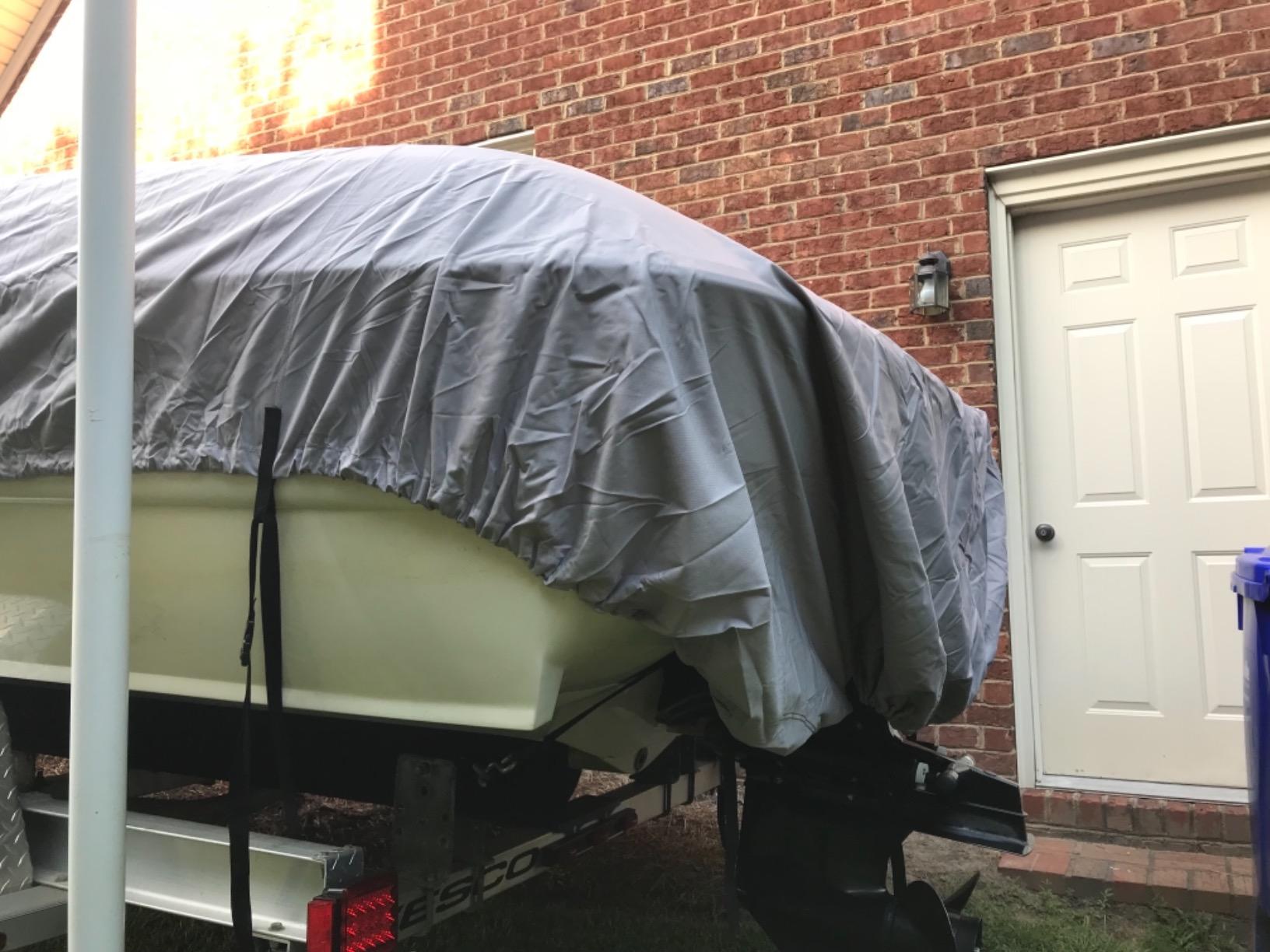 Seamander Solution-Dyed 600D Boat Cover 20'-22' - Marine Grade Waterproof V-Hull, Bass, Jon & Runabout Boat Cover up to 100