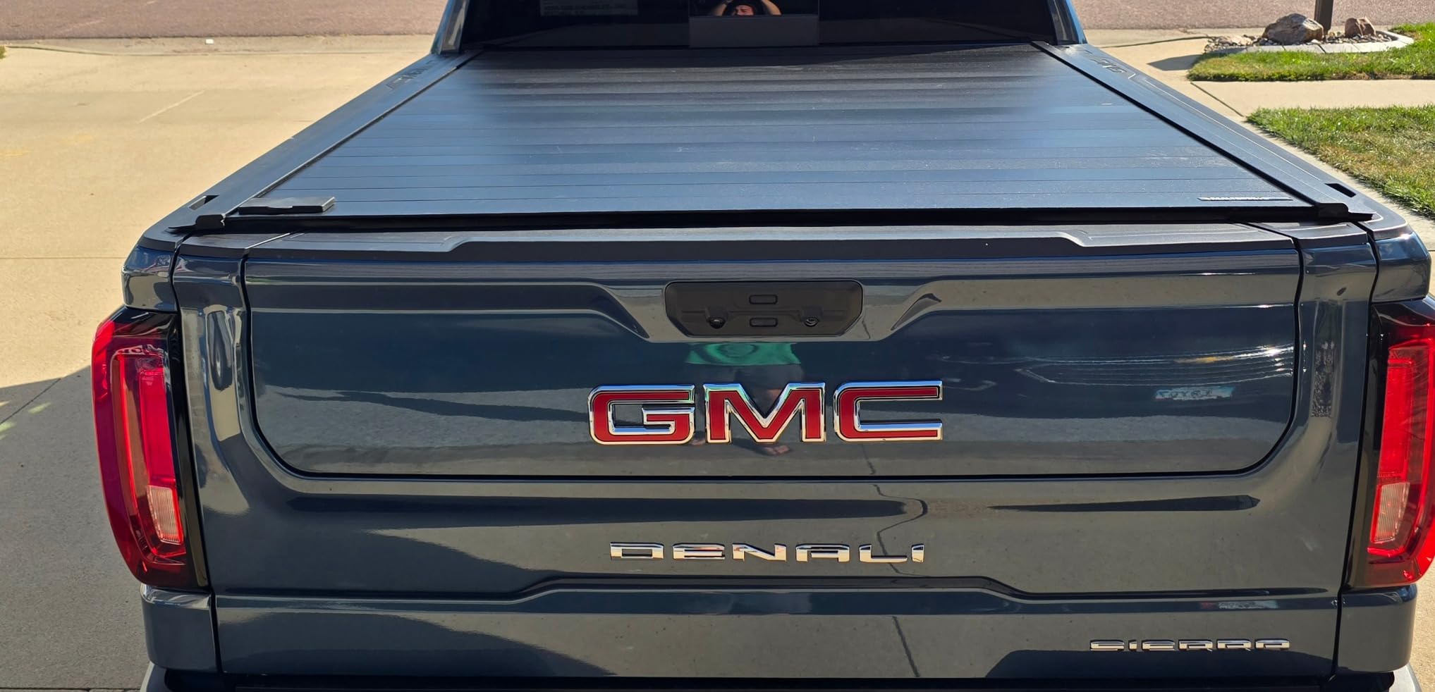 RealTruck Retrax RetraxPRO MX Retractable Truck Bed Tonneau Cover | 80481 | Fits 2019-2026 Chevy/GMC Silverado/Sierra, works w/ MultiPro/Flex tailgate (w/o Carbon Pro bed) 5' 10