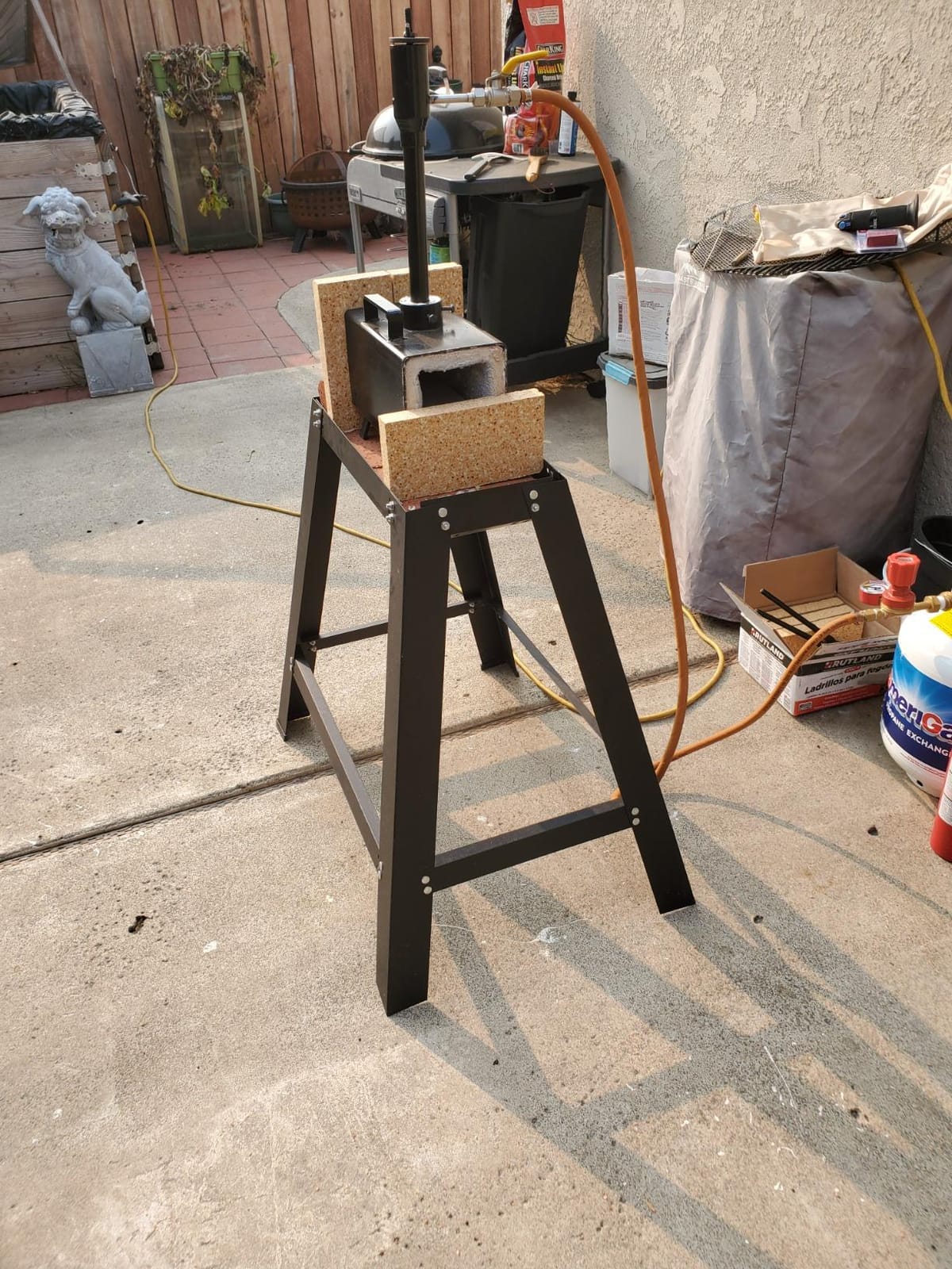 Simond Store - Single Burner Portable Metal Propane Forge - Blacksmith Forge | 2600F Rated, Ideal for Knife Making & Heat Treatment customer photo 2