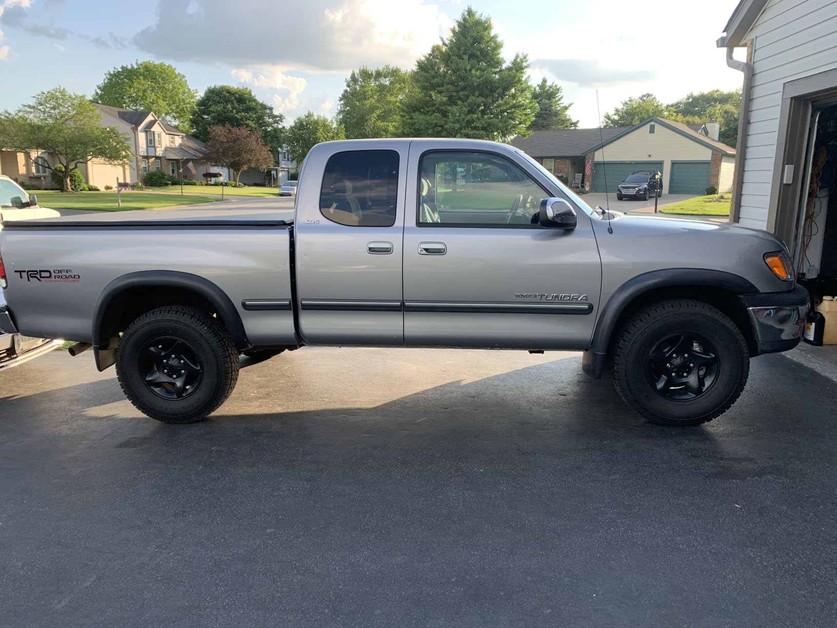 GT Radial Adventuro AT3 P235/75R15 105S OWL,One Size | Truck/SUV All Terrain All Season Traction 105S Rated Extra Load Radial Construction Outlined White Lettering Tire customer photo 1