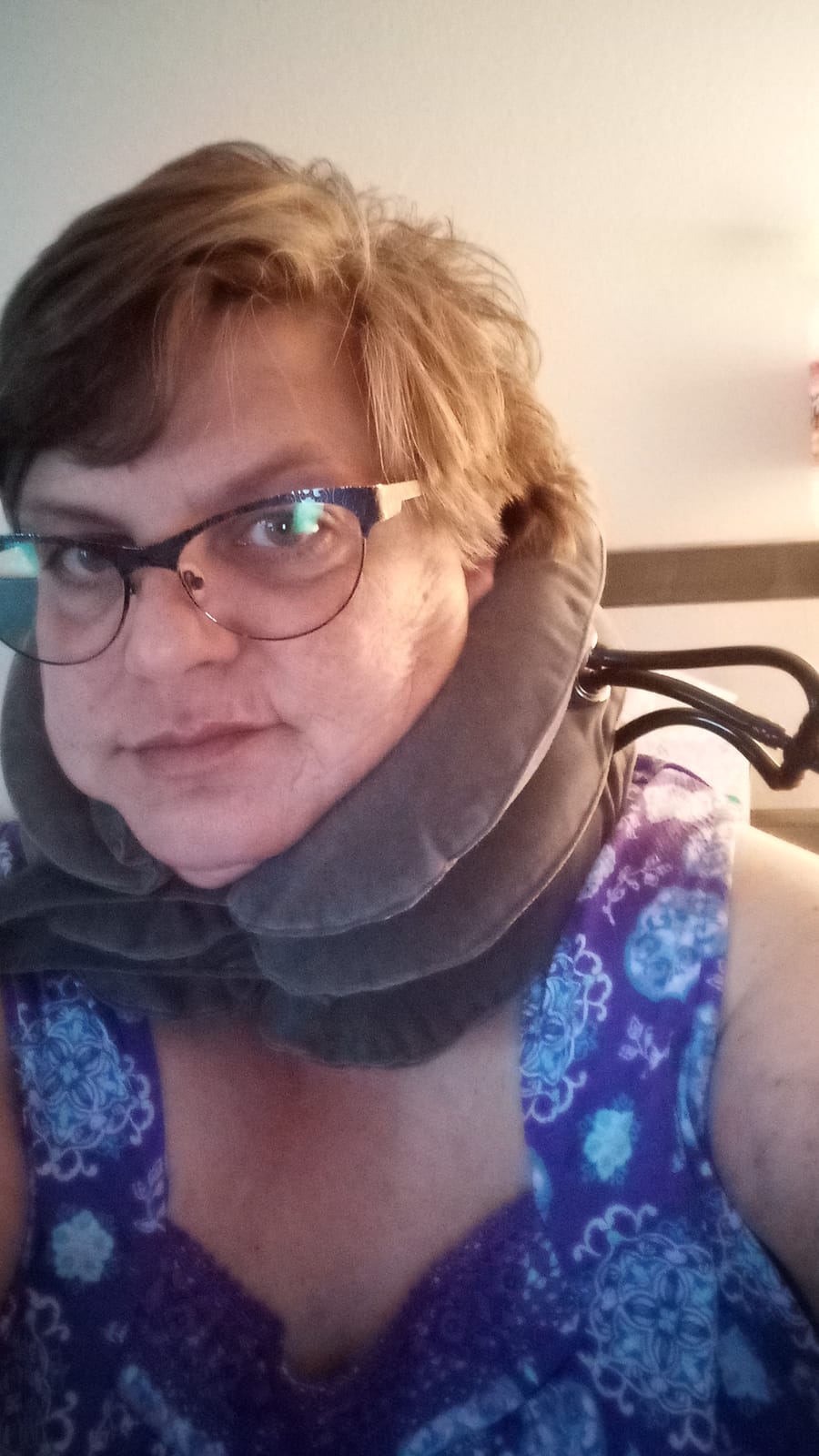 S Cervical Neck Traction Device for Instant Neck Pain Relief - Inflatable & Adjustable Neck Stretcher Neck Support Brace, Neck Traction Pillow for Home Use Neck Decompression customer photo 1